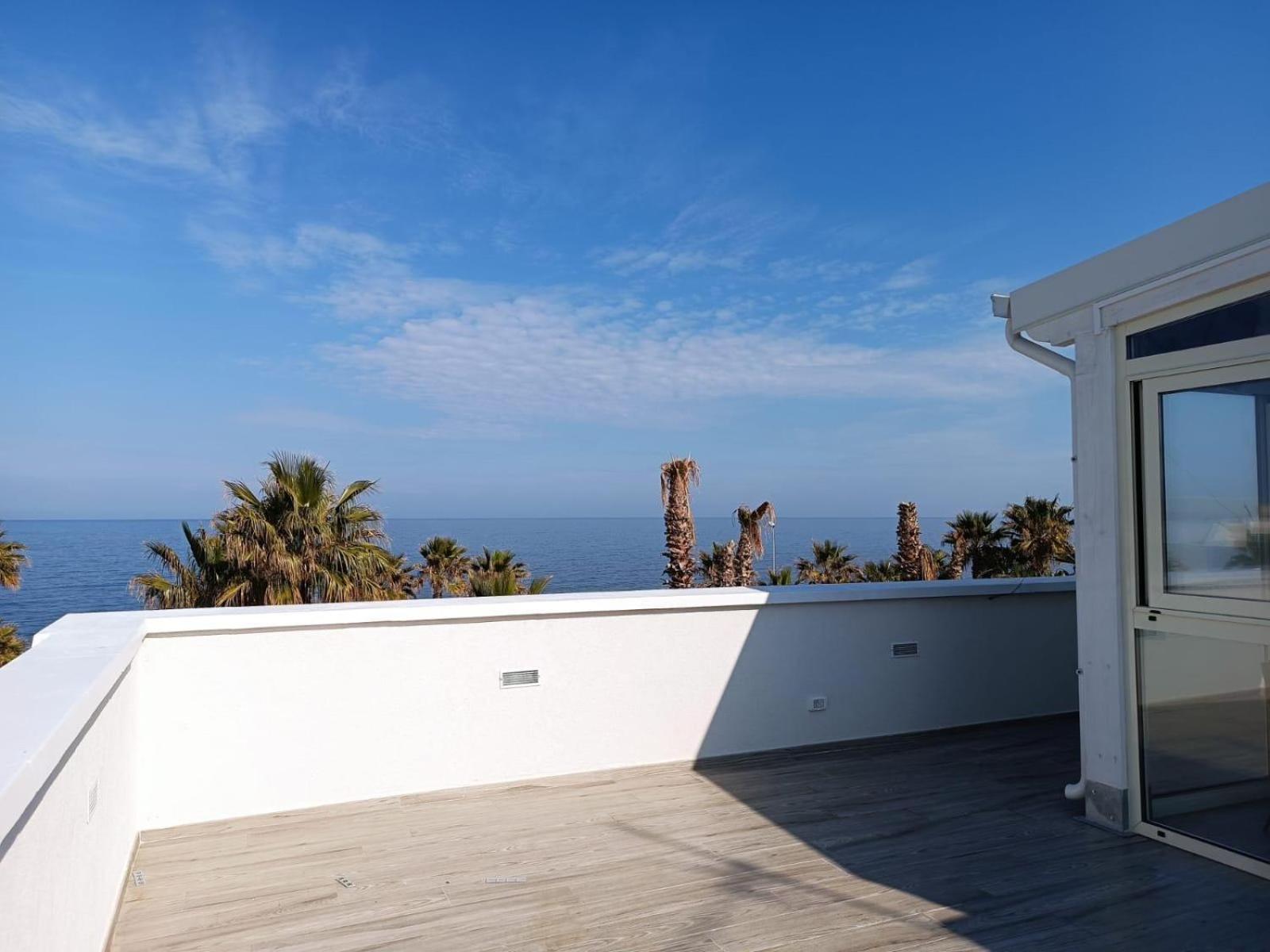 Bed and Breakfast Casa Al Mare Luxury Барі Екстер'єр фото